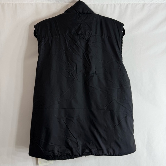NWT Men’s All In Motion Black Sherpa Lined Puffer Vest, size S - Picture 10 of 10